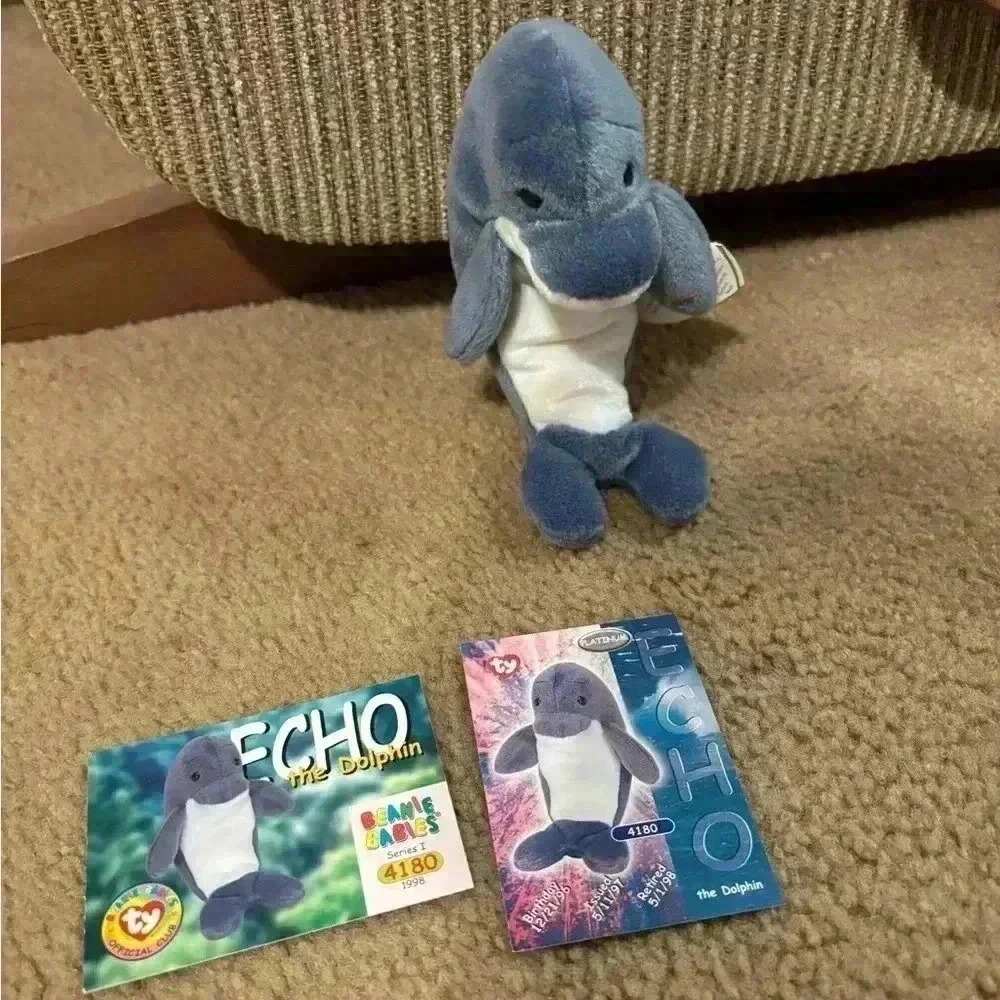 TY Beanie Baby - WAVES the Whale *ODDITY* (w/ Echo Hang & Tush Tags) Orca - Picture 2 of 5